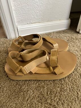 Teva Midform Universal Canvas Sandal size 7